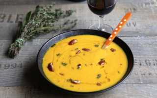 Суп-пюре гороховый. Рецепт классический с картошкой, курицей, копченостями, сухариками, грибами, сливками, свининой. Пошагово